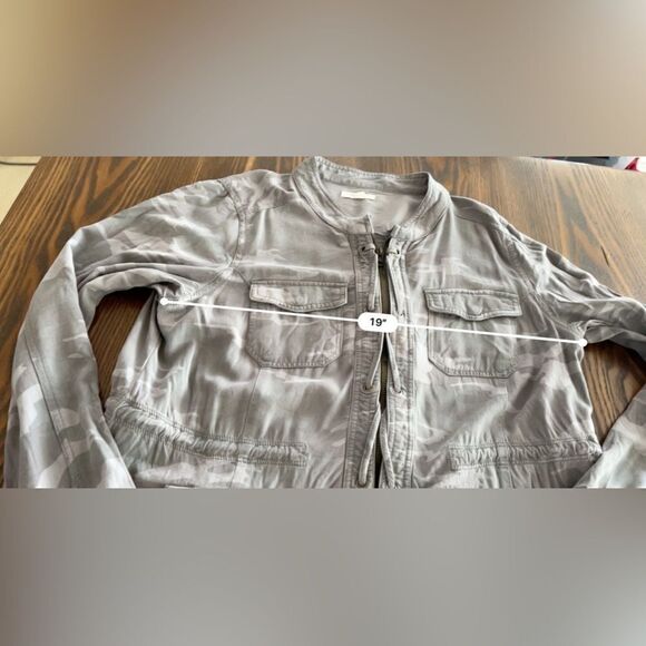 Maurice’s Gray Camo Cinch Waist Jacket‎ - Size Large full zip rayon - Picture 15 of 15